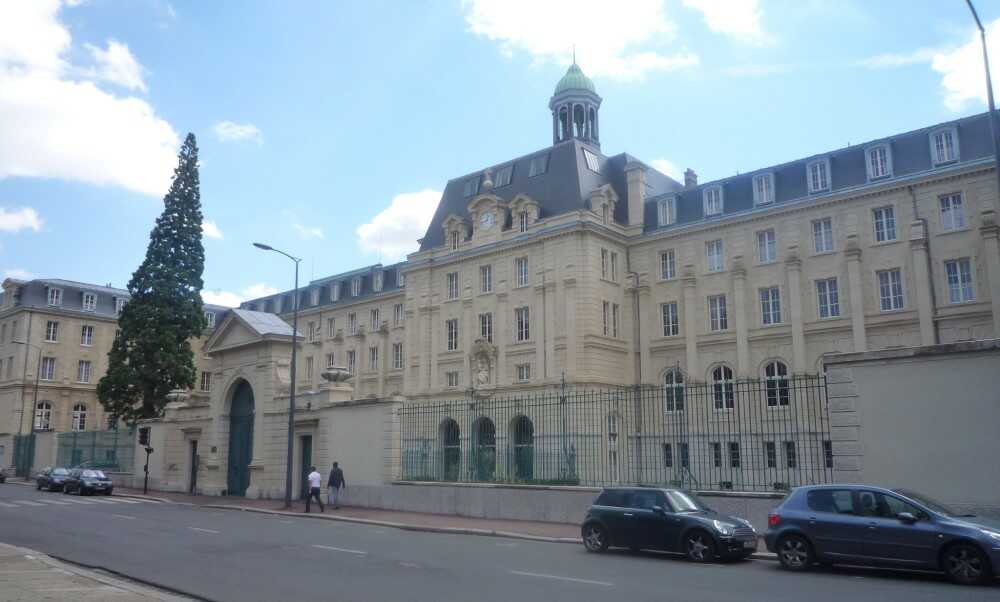 Déménagement près du séminaire Saint-Sulpice